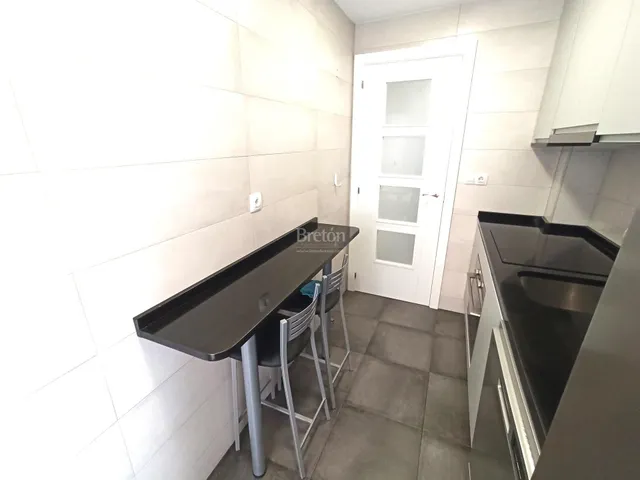 Bonito piso amueblado junto a Parque Delicias. — 16