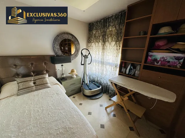 Piso de lujo en primera línea de playa Levante con 3 habitaciones y 2 baños. Exclusivas360 Benidorm — 44