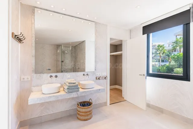 Chalet 5 habitaciones 635m² en venta - Marbella — 4