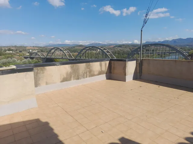 OPORTUNIDAD ESPECTACULAR LOCAL DE OFICINAS EN LA ZONA MAS CENTRICA DE MORA D´EBRE — 40