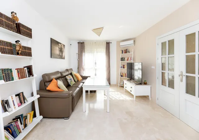 Vivienda unifamiliar reformada en Alhendín — 5