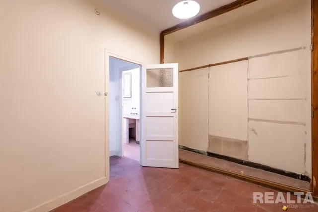 EXCLUSIVO PISO EXTERIOR EN BARRIO SALAMANCA — 16