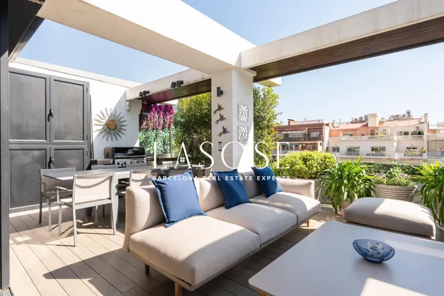 Exclusivo Ático Dúplex con Piscina Privada y Tres Terrazas e - foto 5