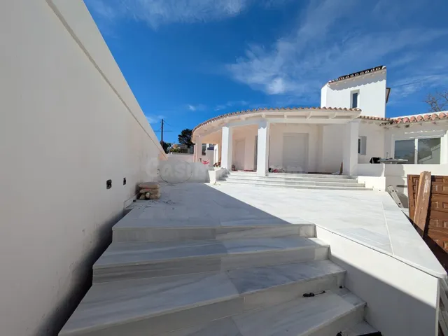Chalet independiente reformado en Puerto Marina, Benalmadena - foto 4