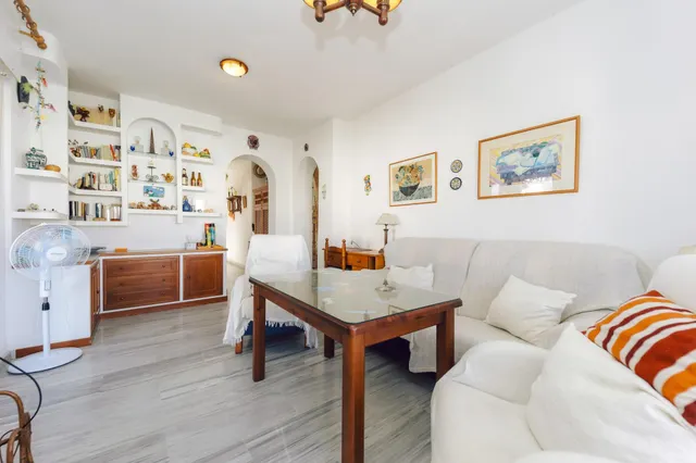 FANTASTICO PISO CON TERRAZA JUNTO AL MAR — 15