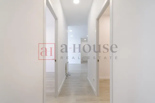 PISO RECIÉN REFORMADO CON GRAN BALCÓN EN L' EIXAMPLE — 30