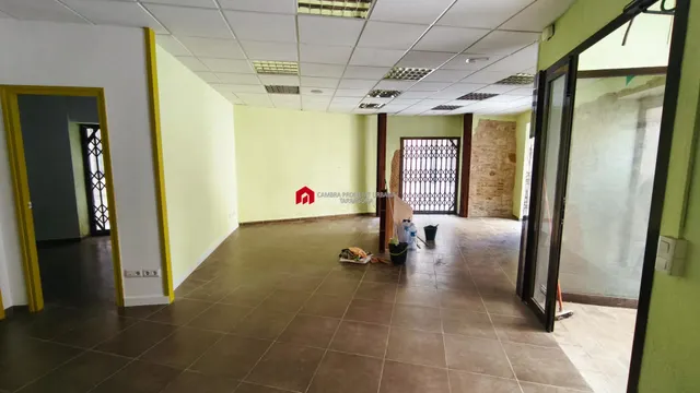 En venta local comercial en el centro de Tortosa. — 15