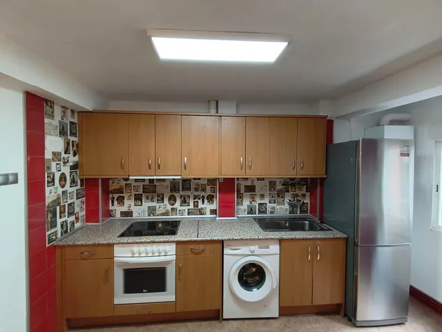 Piso de 53m2 útiles. Distribuido en dos dormitorios, salón, cocina y baño — 10