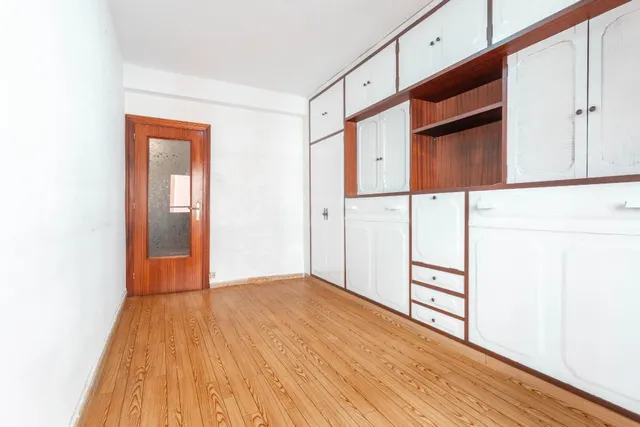 PISO DE DOS DORMITORIOS CON TERRAZA Y TRASTERO EN EL COTO, G - foto 3