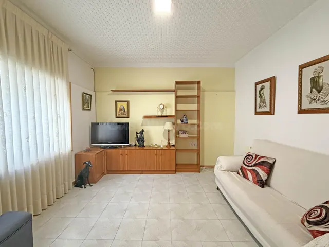 CASA ADOSADA CON TERRAZA DE 3 habitaciones EN CA N'ORIAC