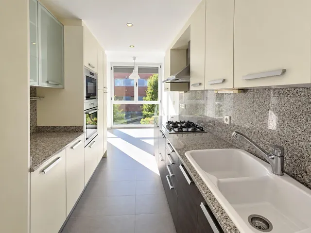 NUEVO PRECIO · Piso en el centro de Alella con terraza al sur, piscina, parking y trastero — 9