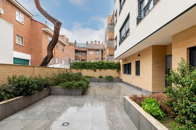 DÚPLEX DE NUEVA CONSTRUCCIÓN — 45