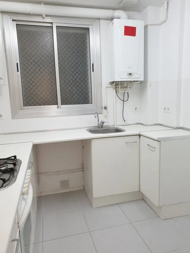 Piso 60m2 , 3 habitaciones , calefacción , ascensor — 8