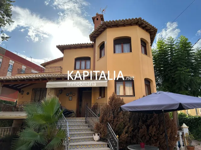 Casa en VENTA en Canals, zona Les Moles, con enorme jardín, 