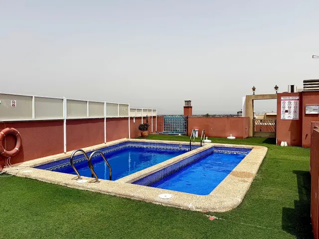 Apartamento de 2 dormitorios con plaza de aparcamiento y trastero. — 25