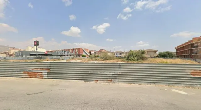 Solar urbano para promoción residencial en Fortuna - foto 4