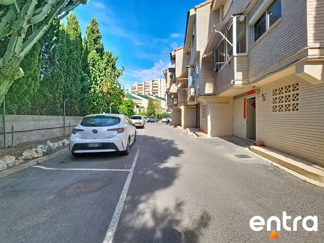 Bungalown a la venta en Avenida de la Costa Blanca. — 25