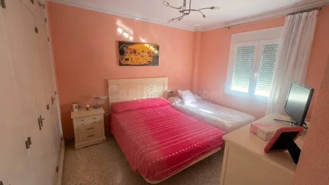 Puertas del sur,  VPO piso 3 dormitorios, 2 baños, terraza, parking y trastero MEJOR VER!! — 5