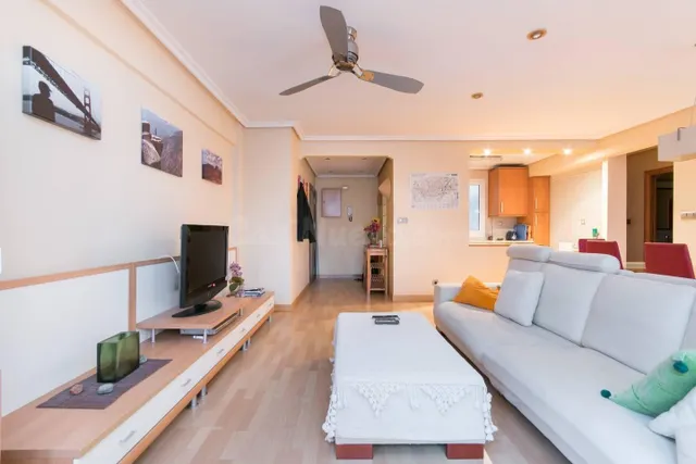 Se Alquila Vivienda de 2 Dormitorios en Zona Deusto - foto 2