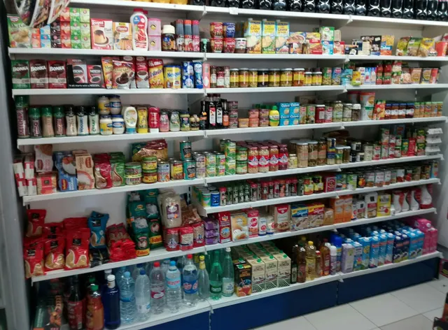 Tienda - supermercado en Playa de San Juan Alicante — 3