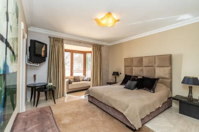Chalet 7 habitaciones 985m² en venta - Marbella — 24