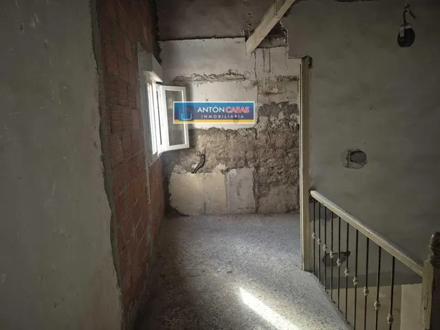 CASA CÉNTRICA EN NOVELDA PARA REFORMAR — 9
