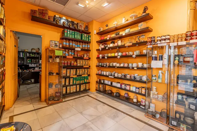 SE TRASPASA TIENDA ESPECIALIZADA EN TÉ, CAFÉ Y CHOCOLATE — 18