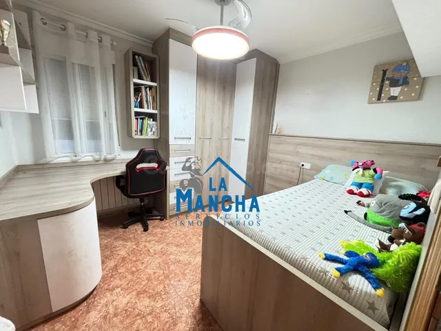*146.000€* INMOBILIARIA LA MANCHA VENDE PISO EN ZONA CIRCUNV - foto 4