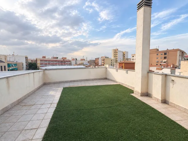 Ático Encantador en San Juan, Alicante — 21
