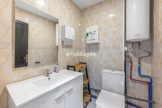 Local comercial 2 habitaciones 57m² en venta - Marbella — 12