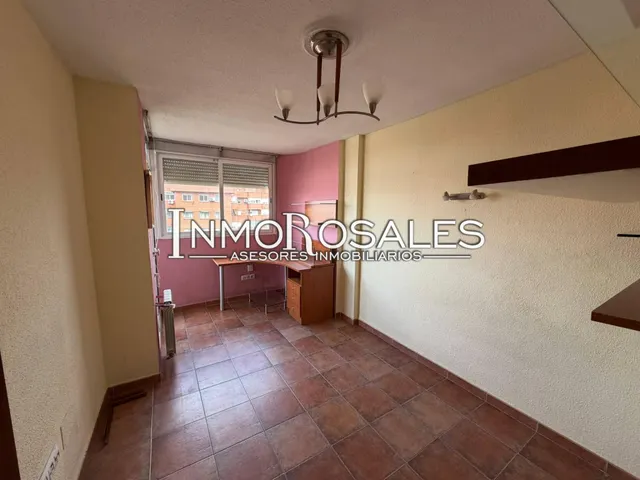 PISO EN VENTA EN AVENIDA DE ROSALES — 9