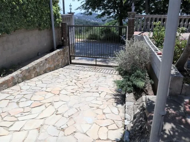 TERRENO EN LA VALLENSANA — 17