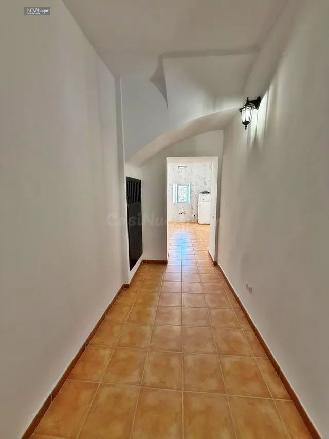 EXCLUSIVO PISO PLANTA BAJA REFORMADO - foto 5