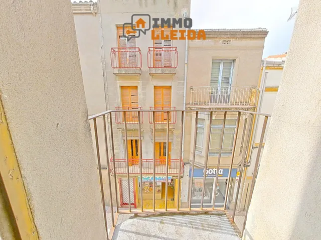 Casa adosada en Cervera muy céntrica — 24