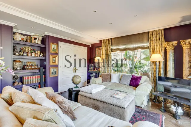 Ático dúplex con piscina privada y espectaculares terrazas junto al parque de Monterols — 25