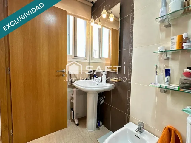 Piso de 3 habitaciones con ascensor y balcón — 23