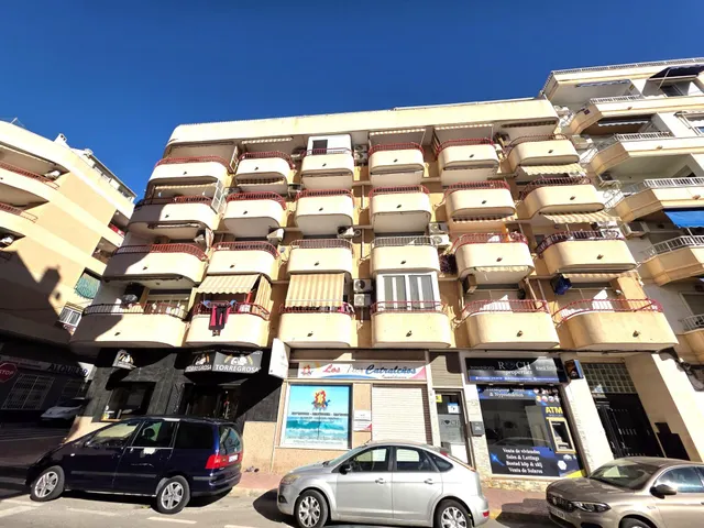 Estudio en Playa del Cura, Torrevieja a Solo Pasos del Mar — 20
