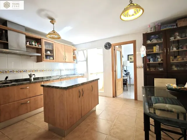 PRECIOSO CHALET PAREADO JUNTO AL MAR — 27