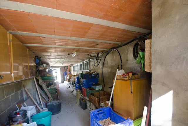 Ref. 04407.- Chalet con dos viviendas independientes, piscina y amplia parcela en Corral de Papel – Llíria — 50