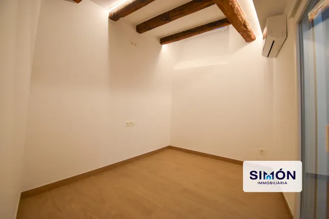 ¡Precioso Piso de 3 habitaciones acabado de reformar en Berga! — 14