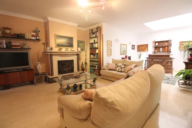Chalet 4 habitaciones 224m² en venta - Marbella — 16