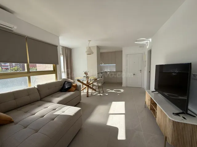 APARTAMENTO DE LUJO EN LA MEJOR ZONA DEL RINCÓN DE LOIX - foto 3