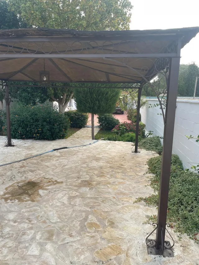 VENTA DE CHALET SEGREGADO EN LA DEHESILLA — 40