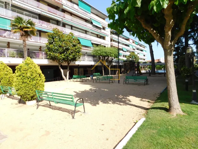 Piso con vistas al mar en Can Sans. — 25