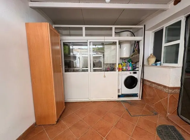 Amplia y Luminosa Vivienda con Atico en Ubicación Privilegiada Calle Vilches! — 12