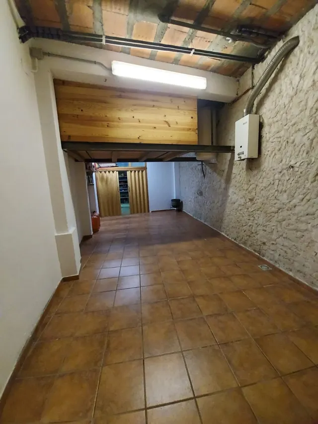 Casa en Toreno con Terreno: Amplia Propiedad de 3 habitaciones — 21
