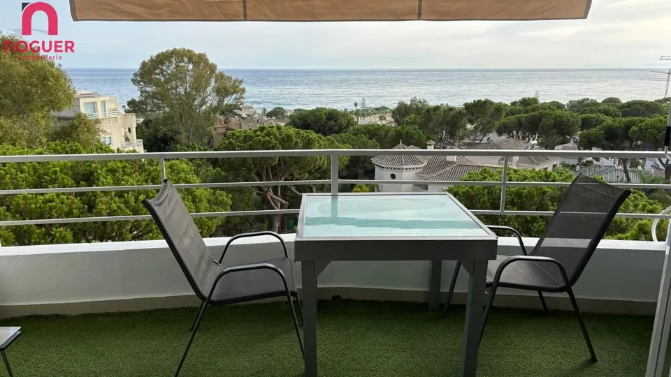 APARTAMENTO EN VENTA EN MARBELLA - VISTAS AL MAR IMPRESIONANTES