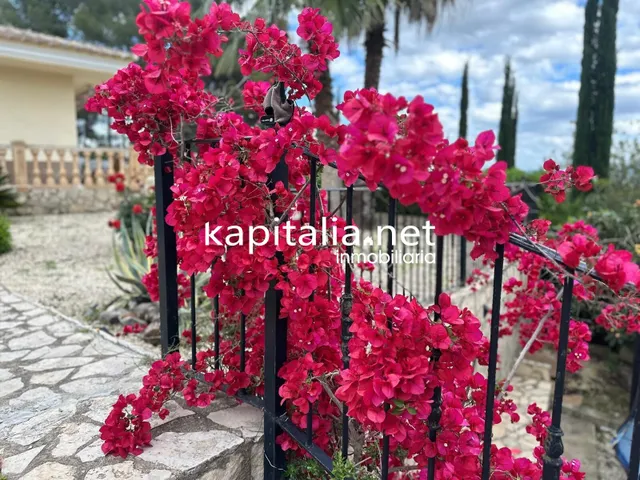 Chalet a la venta en L´Olleria (Valencia) — 34