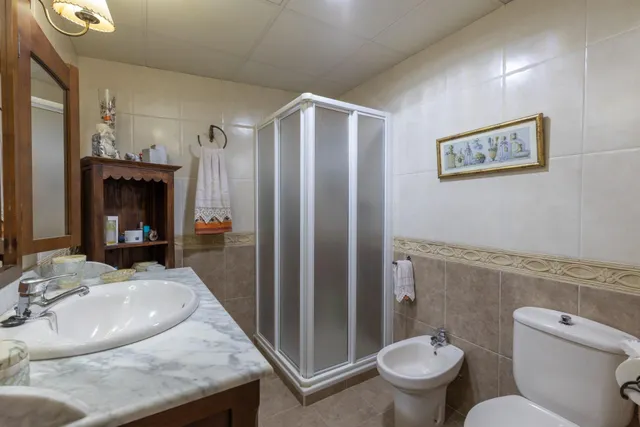 ÁTICO DE 140 M2 CON TERRAZA PRIVADA, GARAJE Y VISTAS DESPEJADAS EN SALOBREÑA — 39