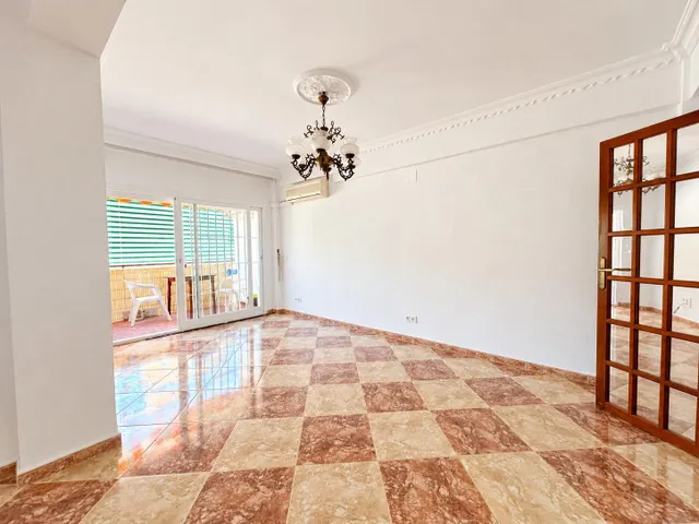 ALQUILER LARGA TEMPORADA. PISO 3 DORMITORIOS Y 1 BAÑO EN LOS BOLICHES — 2